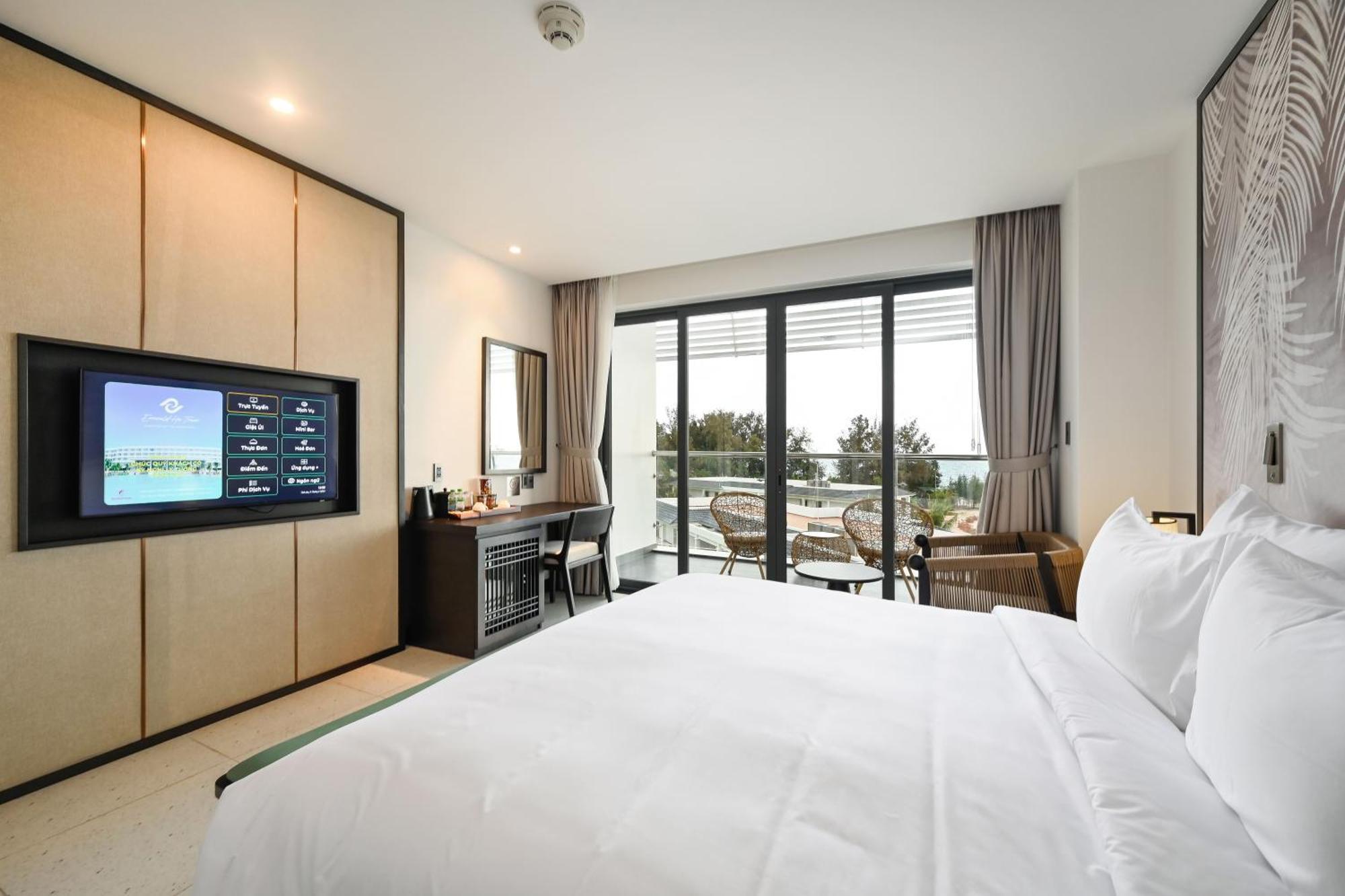 Emerald Ho Tram Resort Экстерьер фото