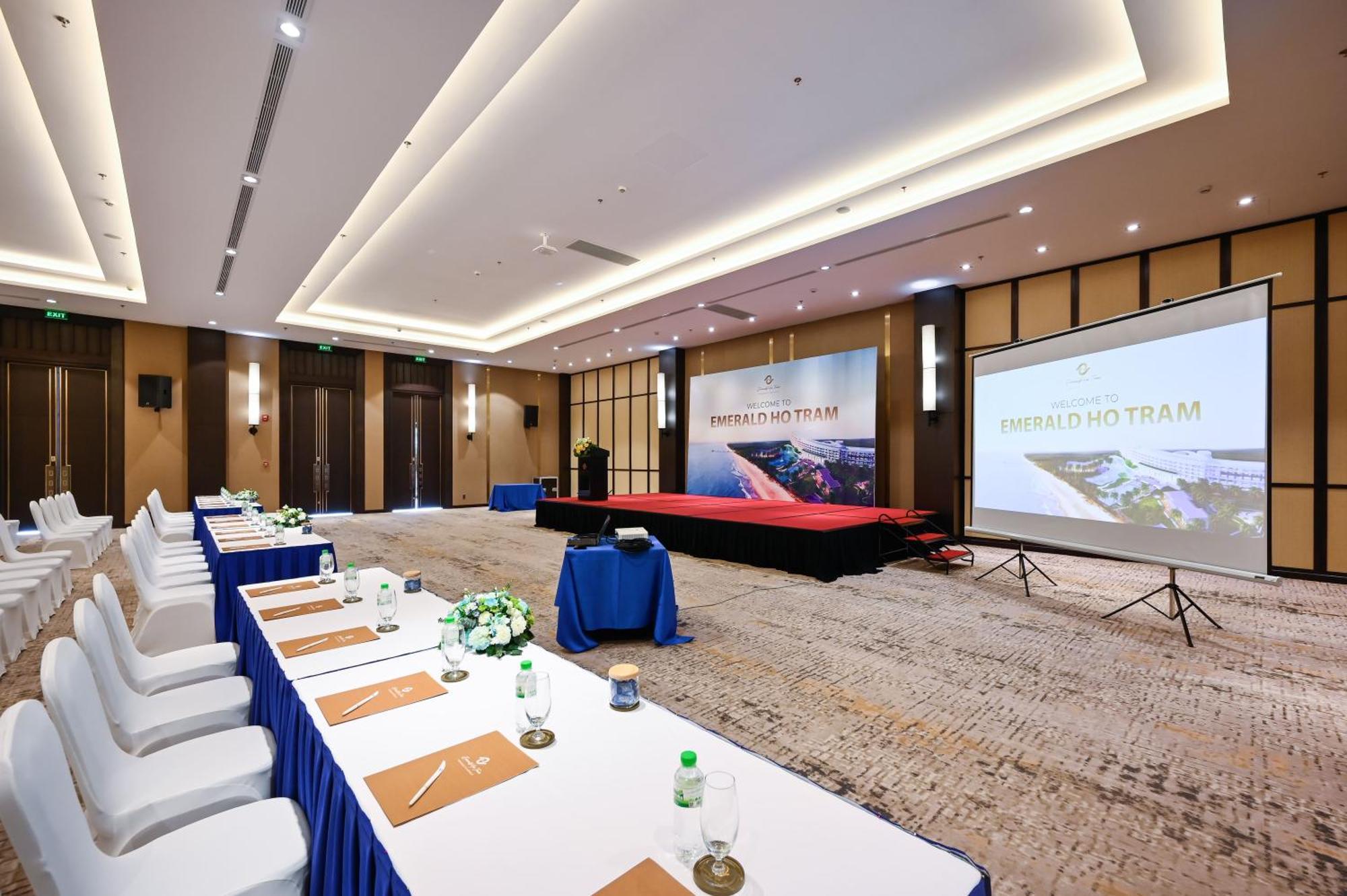 Emerald Ho Tram Resort Экстерьер фото